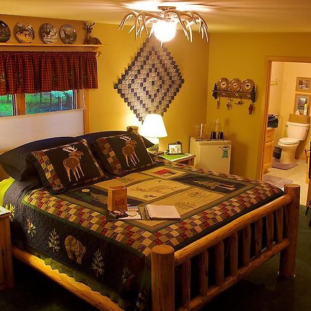 Candlewycke Inn Bigfork Habitación foto